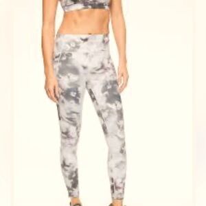 ATHLETA Catalina Gray Tie-Dye Legging